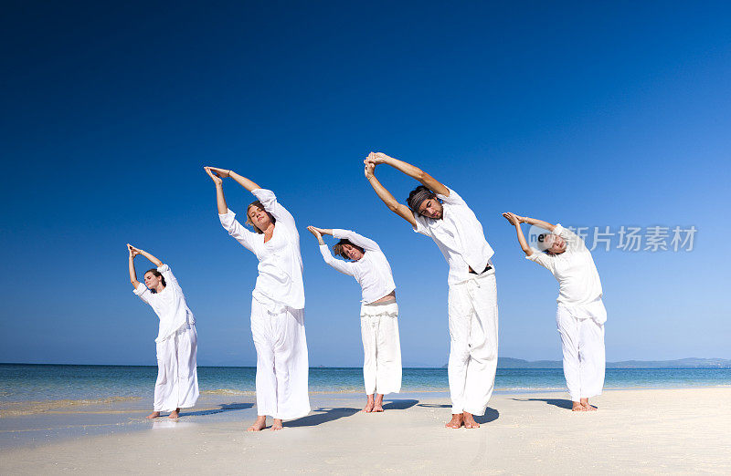 Beach Yoga Class重复图片